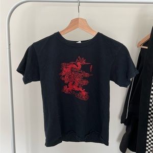 red dragon tee crop top